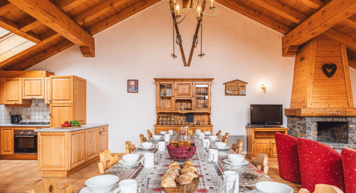 Chalet Azalee, Meribel ski chalet, image 3